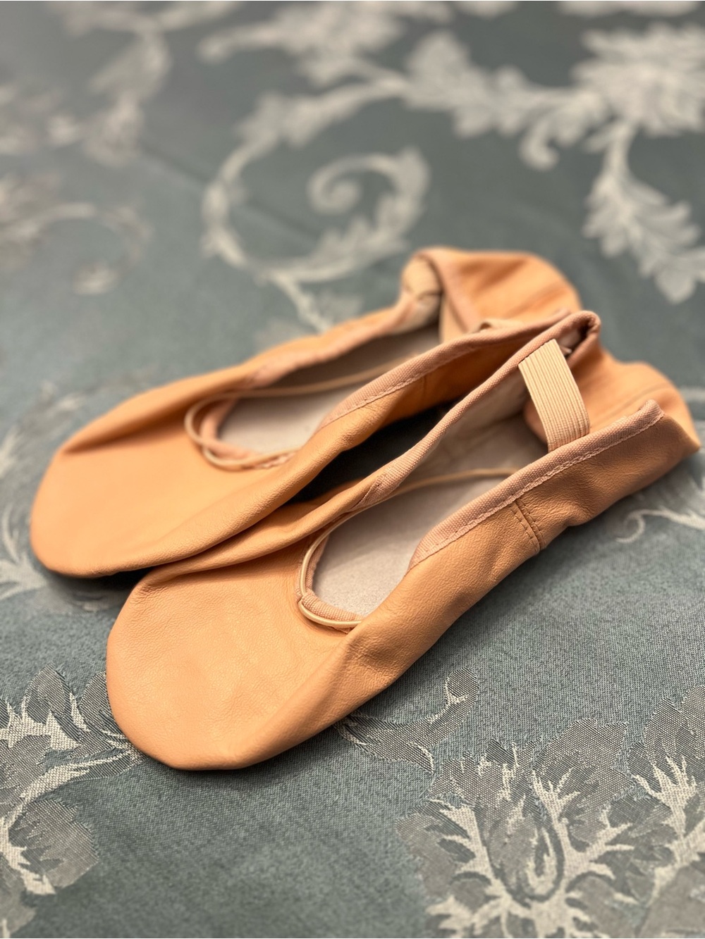Bloch Ladies Girls Pink Ballet Shoes Slippers - Size 4.5C Leather Full Sole